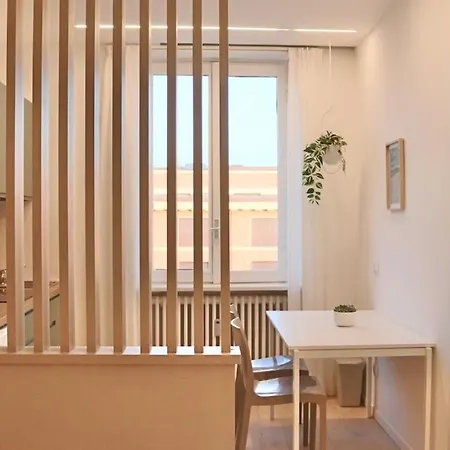 Mini Attic In Center Corso Buenosaires Apartment